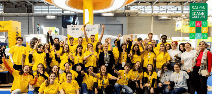 Les étudiantes et étudiants de l’Institut Agro mobilisés pour l’édition 2025 du Salon, aux côtés d’Anne-Lucie Wack, directrice générale de l’Institut Agro.